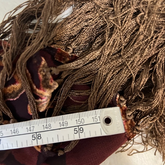 See-through floral scarf/wrap - Picture 5 of 9